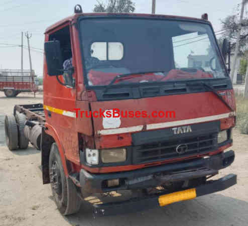 Tata 1412 image 2